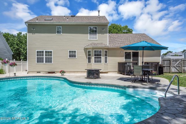163 Liberty Avenue, Manahawkin, NJ 08050
