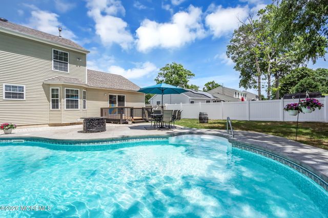 163 Liberty Avenue, Manahawkin, NJ 08050