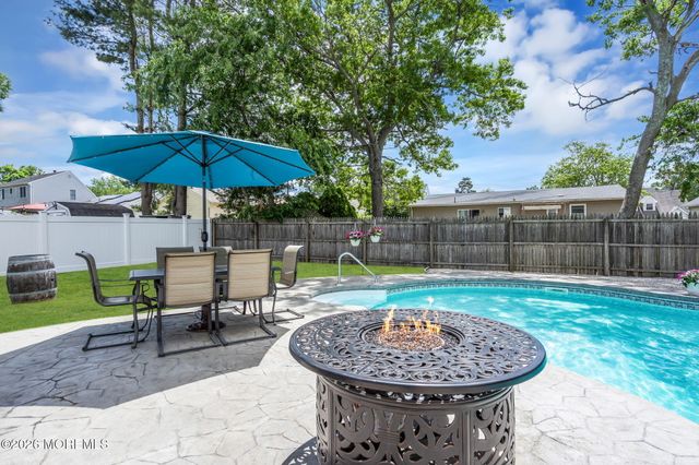 163 Liberty Avenue, Manahawkin, NJ 08050