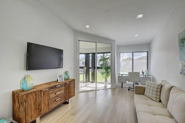 7362 Clunie Place 13304, Delray Beach, FL 33446