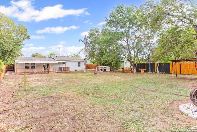 4442 Lord, San Antonio, TX 78220