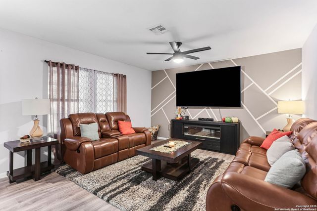 4442 Lord, San Antonio, TX 78220