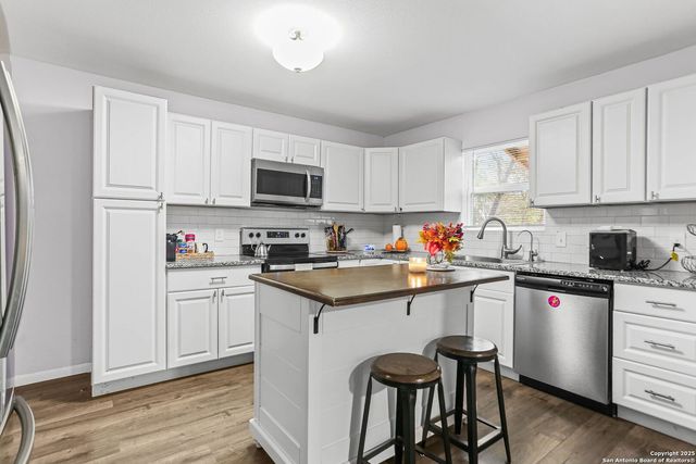 4442 Lord, San Antonio, TX 78220
