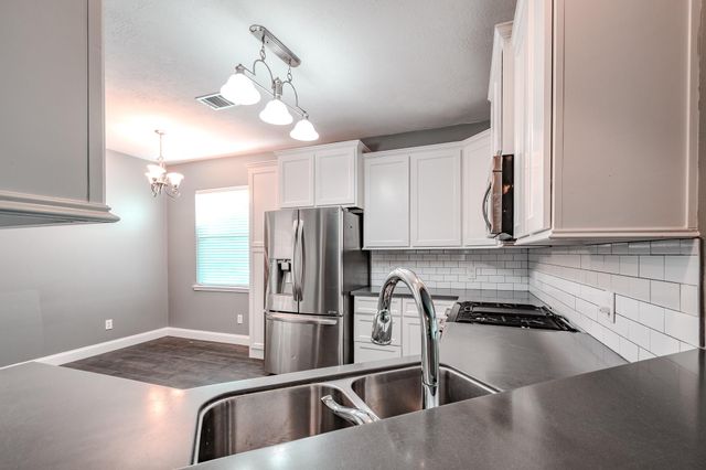 8515 Holly Spring Lane, Baytown, TX 77523