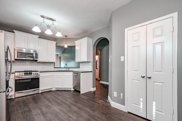 8515 Holly Spring Lane, Baytown, TX 77523