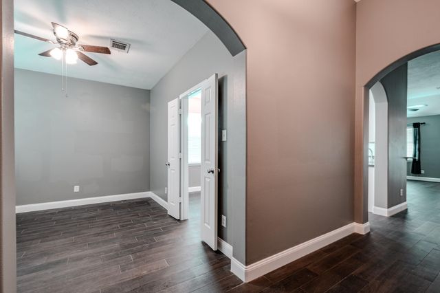 8515 Holly Spring Lane, Baytown, TX 77523