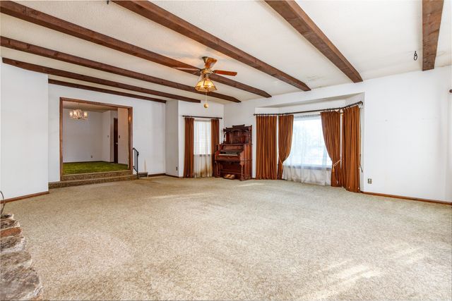 1675 Peach Avenue, Madrid, IA 50156