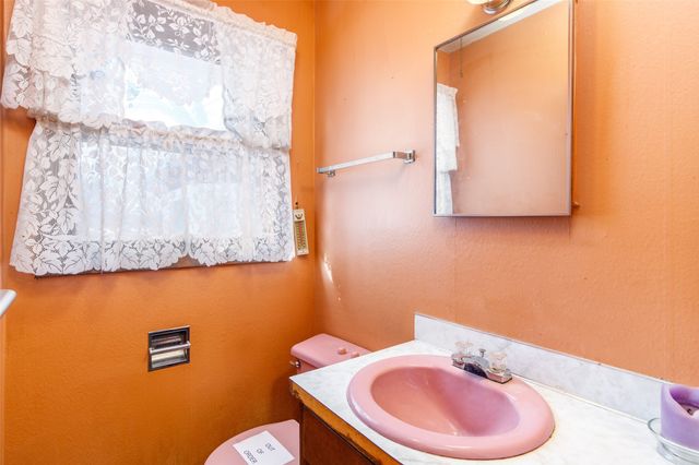 1675 Peach Avenue, Madrid, IA 50156