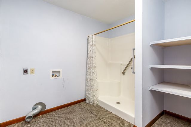 1675 Peach Avenue, Madrid, IA 50156