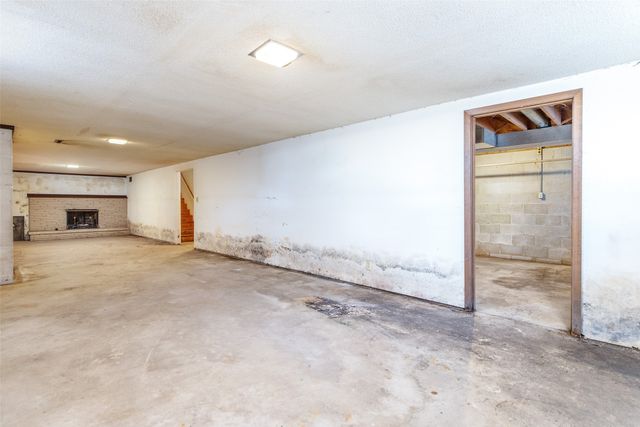 1675 Peach Avenue, Madrid, IA 50156