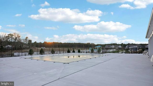 136 COROLLA DR, Egg Harbor Township, NJ 08234