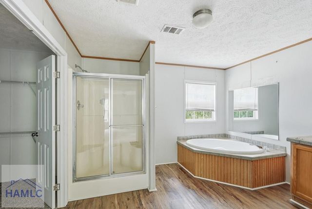 99 Kevin's Lane NE, Hinesville, GA 31313