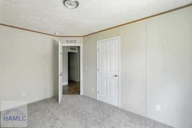 99 Kevin's Lane NE, Hinesville, GA 31313