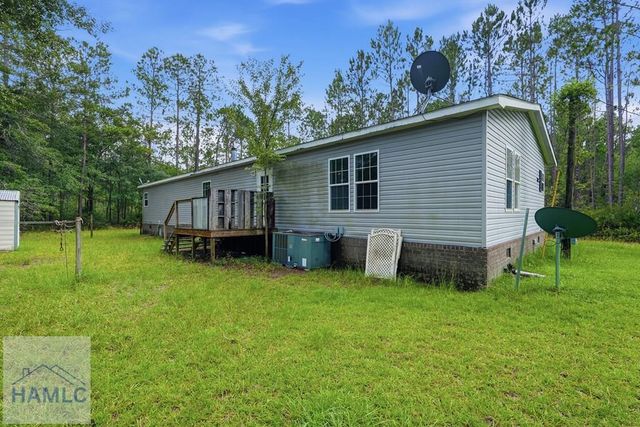 99 Kevin's Lane NE, Hinesville, GA 31313