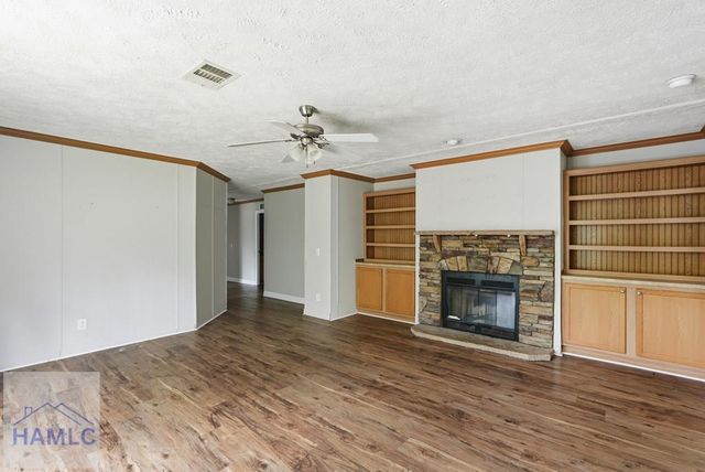 99 Kevin's Lane NE, Hinesville, GA 31313