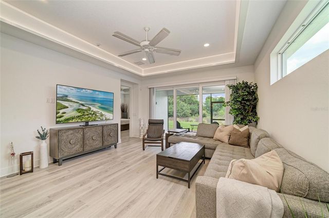 1047 WATERLINE COURT, Sarasota, FL 34240