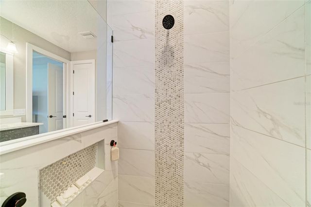 1047 WATERLINE COURT, Sarasota, FL 34240