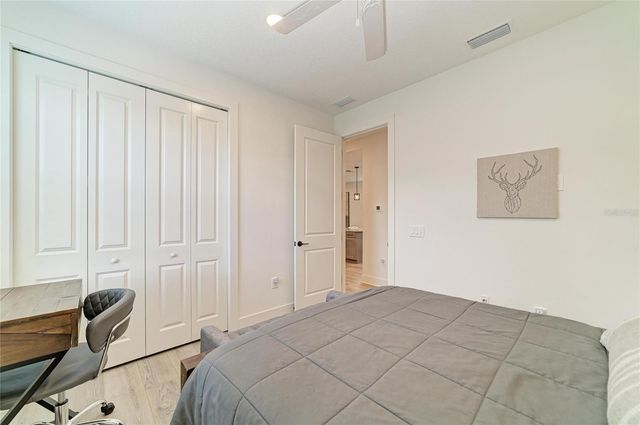 1047 WATERLINE COURT, Sarasota, FL 34240