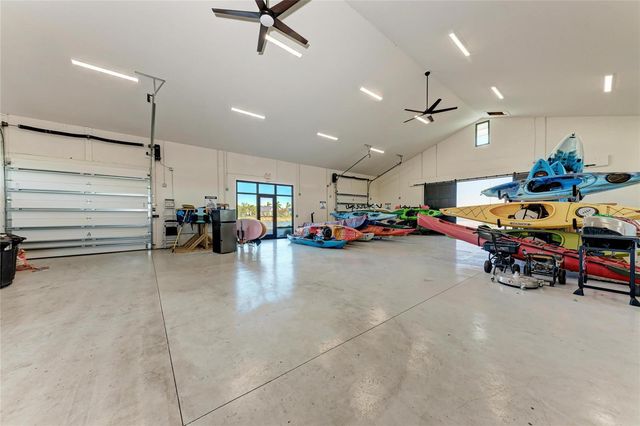 1047 WATERLINE COURT, Sarasota, FL 34240