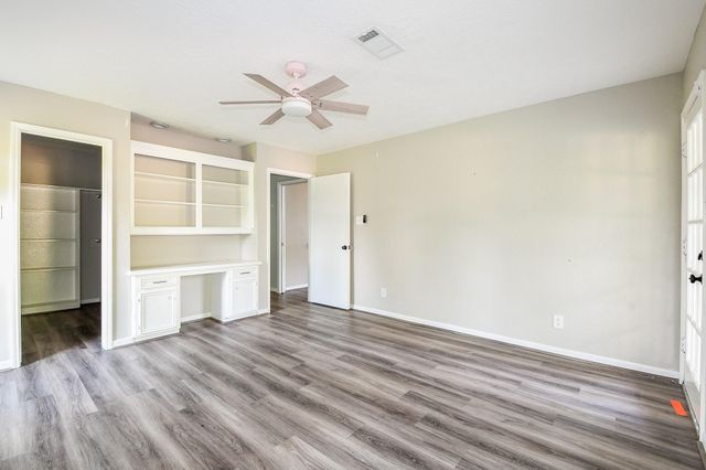 4509 Country Club Drive, Dickinson, TX 77539