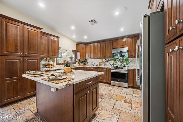 642 E SAGEBRUSH Street, Gilbert, AZ 85296