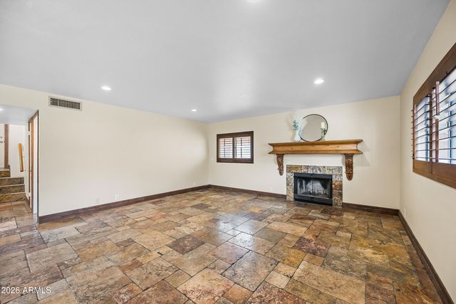 642 E SAGEBRUSH Street, Gilbert, AZ 85296
