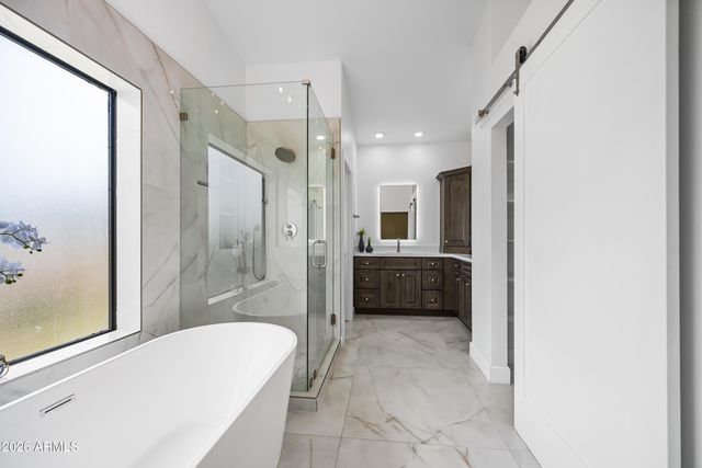 642 E SAGEBRUSH Street, Gilbert, AZ 85296