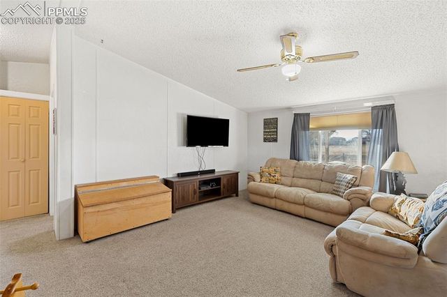 20480 Drennan Road, Colorado Springs, CO 80928