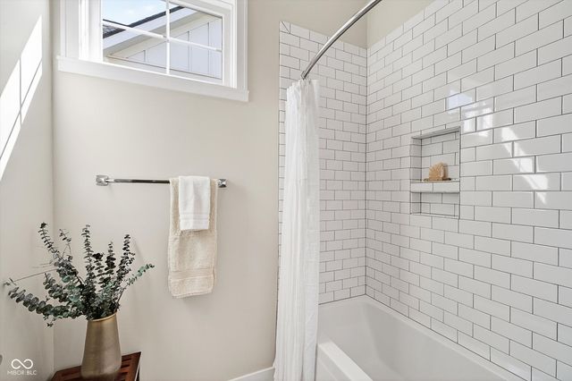 20062 Hampton Park Drive, Westfield, IN 46074