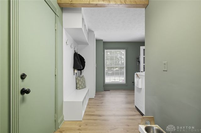 970 Forest Edge Avenue, Springfield, OH 45503