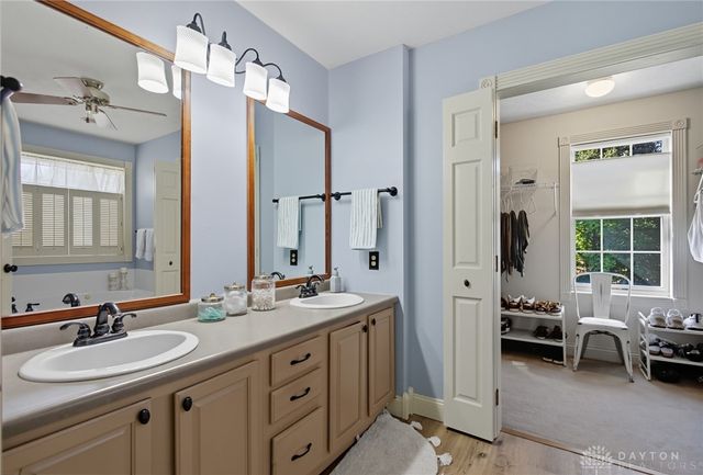 970 Forest Edge Avenue, Springfield, OH 45503