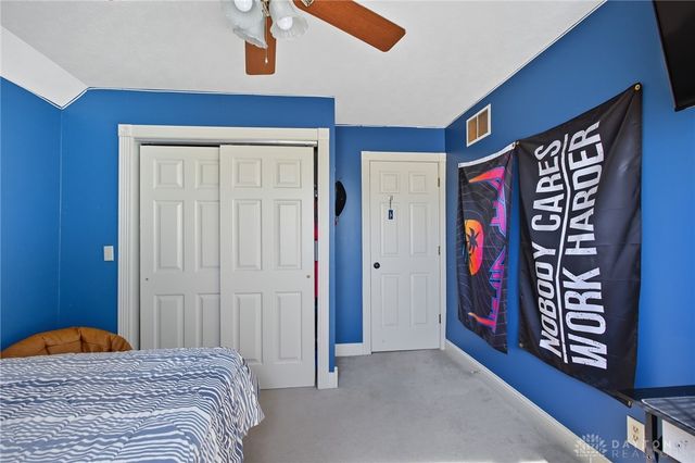 970 Forest Edge Avenue, Springfield, OH 45503