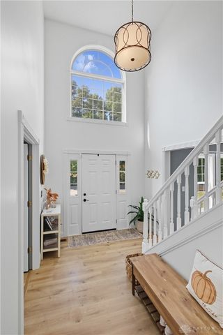 970 Forest Edge Avenue, Springfield, OH 45503