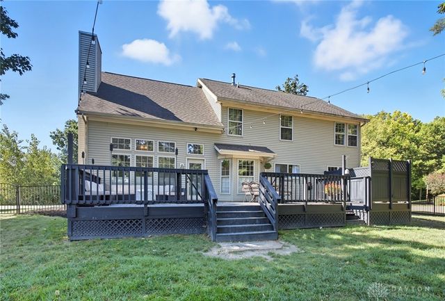 970 Forest Edge Avenue, Springfield, OH 45503