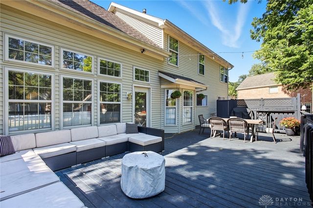 970 Forest Edge Avenue, Springfield, OH 45503