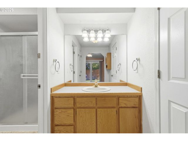 13906 Ne PIPER Rd, Vancouver, WA 98684