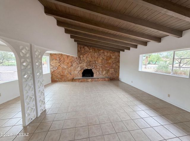 5211 E 20th Street, Tucson, AZ 85711