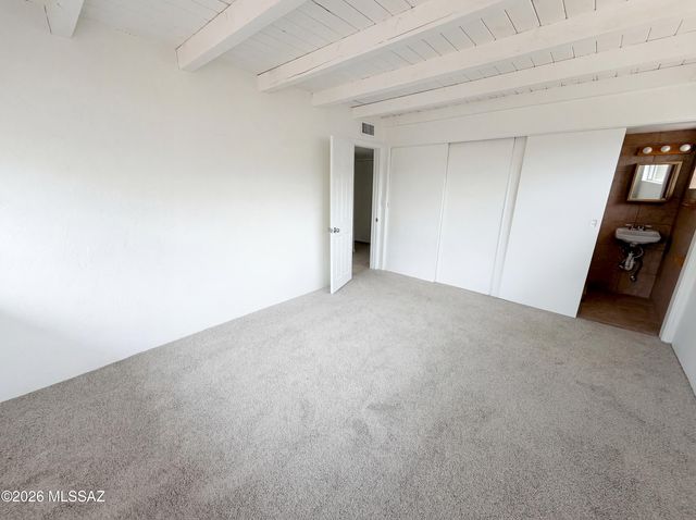 5211 E 20th Street, Tucson, AZ 85711