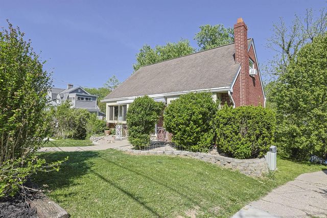 201 Cleveland Avenue, Bellevue, KY 41073