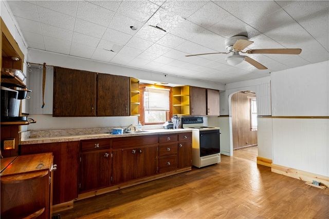 11 Madison Street, Cokeburg, PA 15324