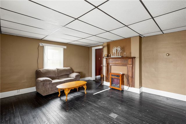 11 Madison Street, Cokeburg, PA 15324