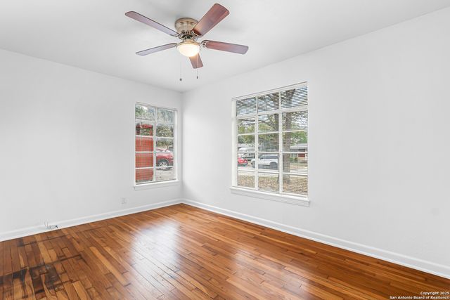 351 Eland, San Antonio, TX 78213