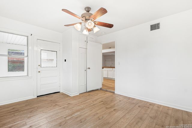 351 Eland, San Antonio, TX 78213