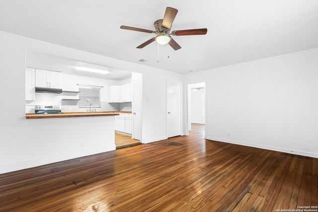 351 Eland, San Antonio, TX 78213