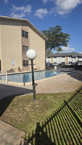 3351 NW 85th Ave 316, Coral Springs, FL 33065