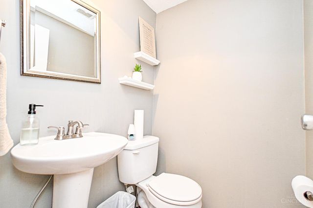 465 Vancover Court, Union Twp, OH 45244