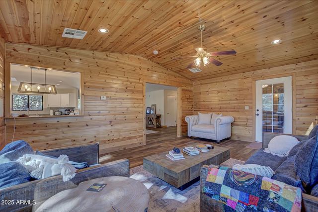 4823 N RIM VIEW Loop, Pine, AZ 85544
