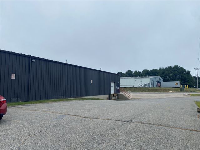 77 Broadcommon Road, Bristol, RI 02809
