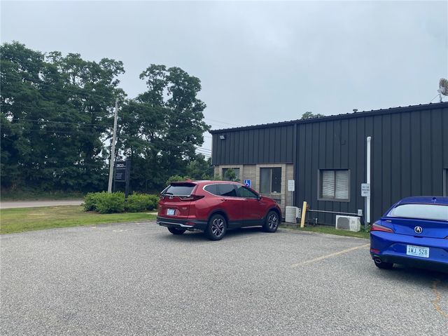 77 Broadcommon Road, Bristol, RI 02809