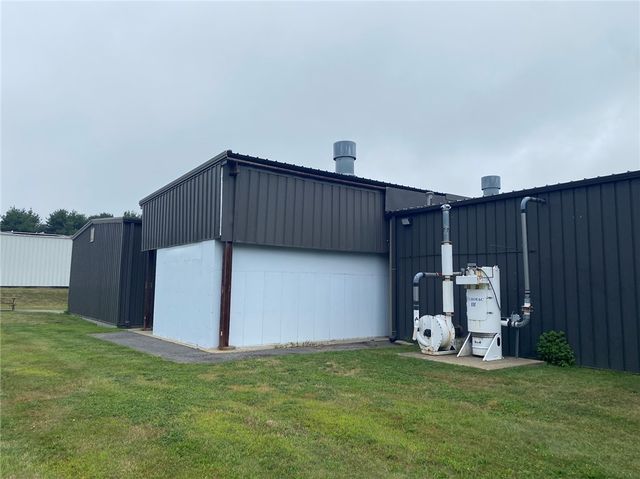 77 Broadcommon Road, Bristol, RI 02809